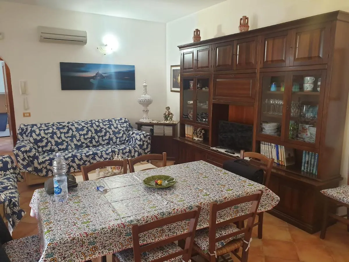 Casa Cannugia By La Via Del Mare Viaggi E Vacanze Villasimius 0*,  Italy